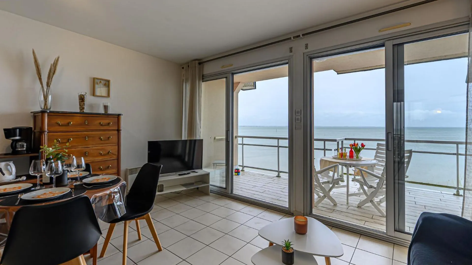 Apartment Morgane By Interhome Saint-Pierre-Quiberon France